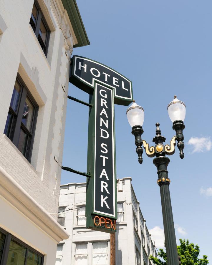 Hotel Grand Stark Portland Kültér fotó